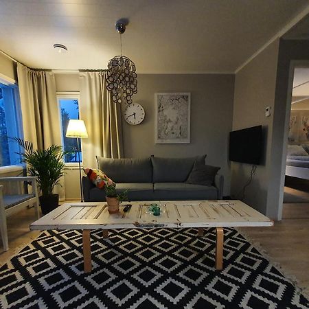 Vaere Holiday Home - Lakeside Relaxation Point Инари Екстериор снимка