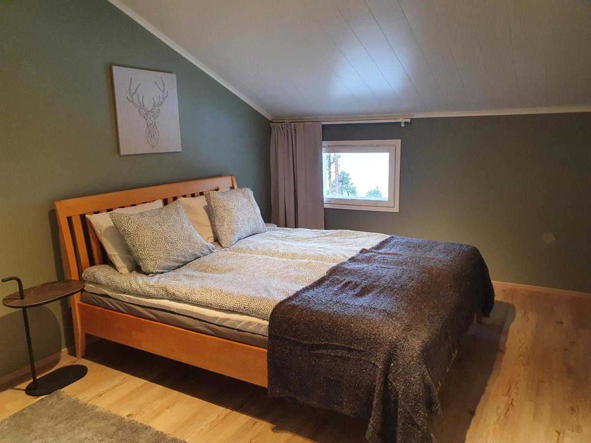 Vaere Holiday Home - Lakeside Relaxation Point Инари Екстериор снимка